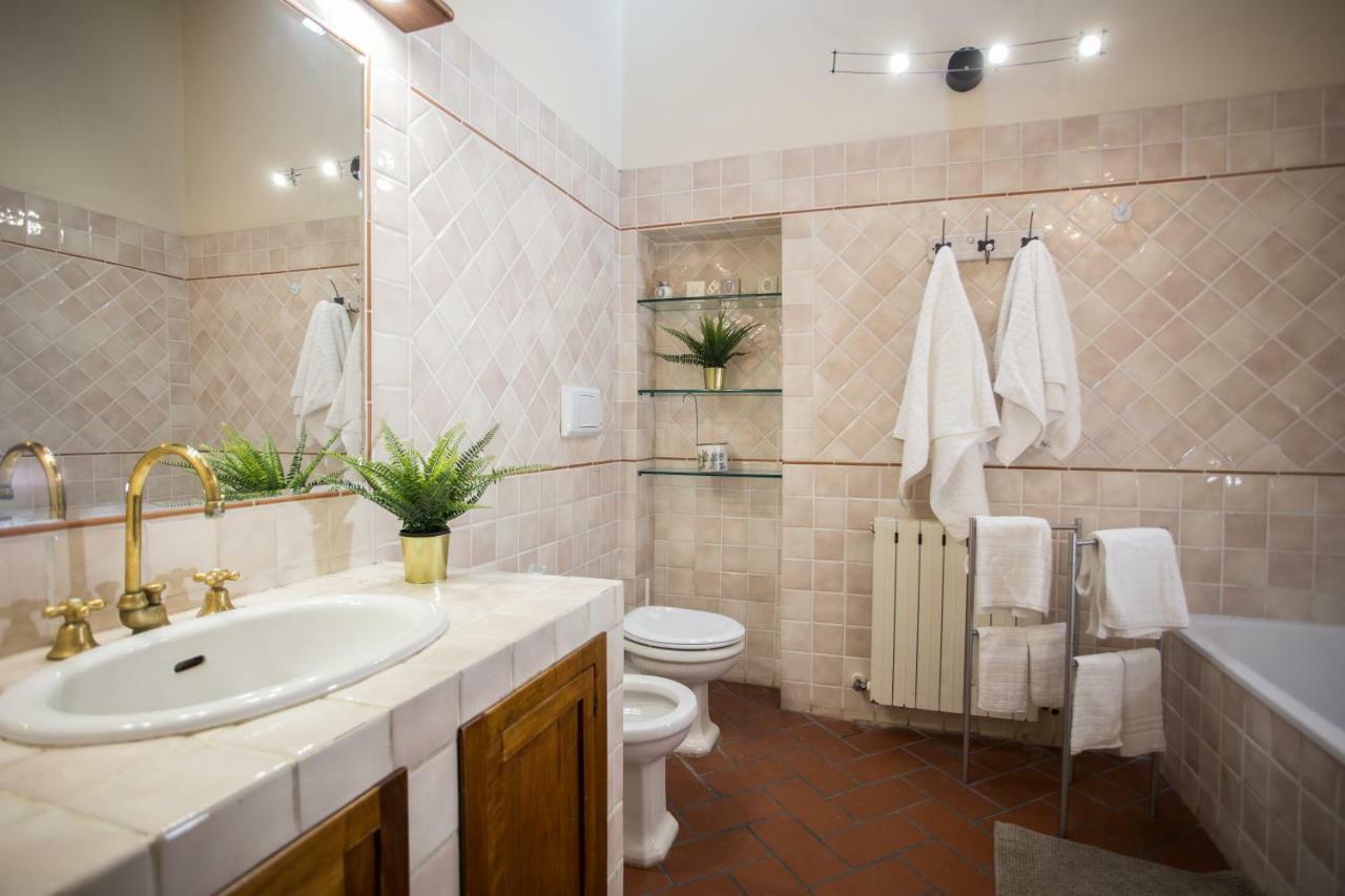 Il Cuore Di Lucca Apartment ภายนอก รูปภาพ